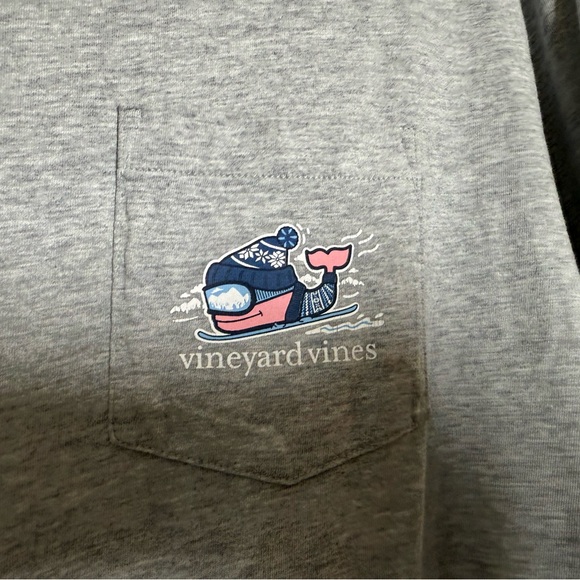 Vineyard Vines Men's Large Heather Gray Skiing Whale Long Sleeve Graphic T-Shirt - Picture 6 of 9